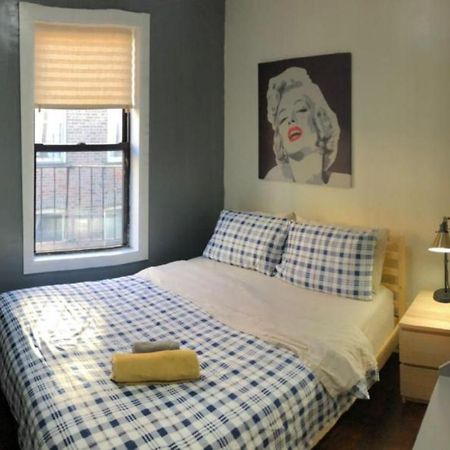 Private Room In A Shared Apartment 15 Minutes To Times Square! New York Esterno foto