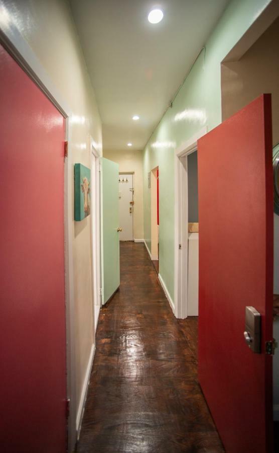 Private Room In A Shared Apartment 15 Minutes To Times Square! New York Esterno foto