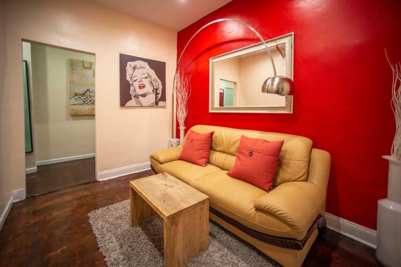 Private Room In A Shared Apartment 15 Minutes To Times Square! New York Esterno foto