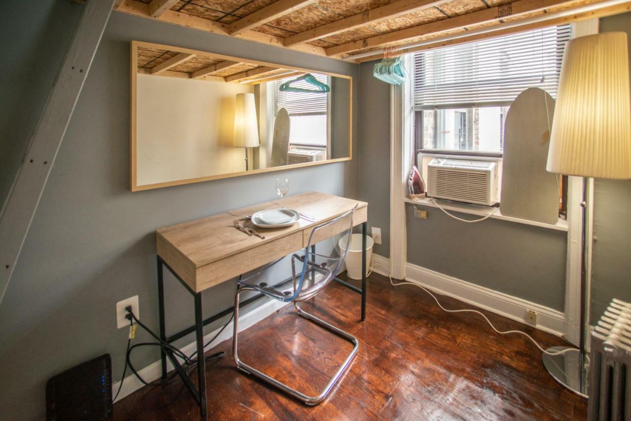 Private Room In A Shared Apartment 15 Minutes To Times Square! New York Esterno foto