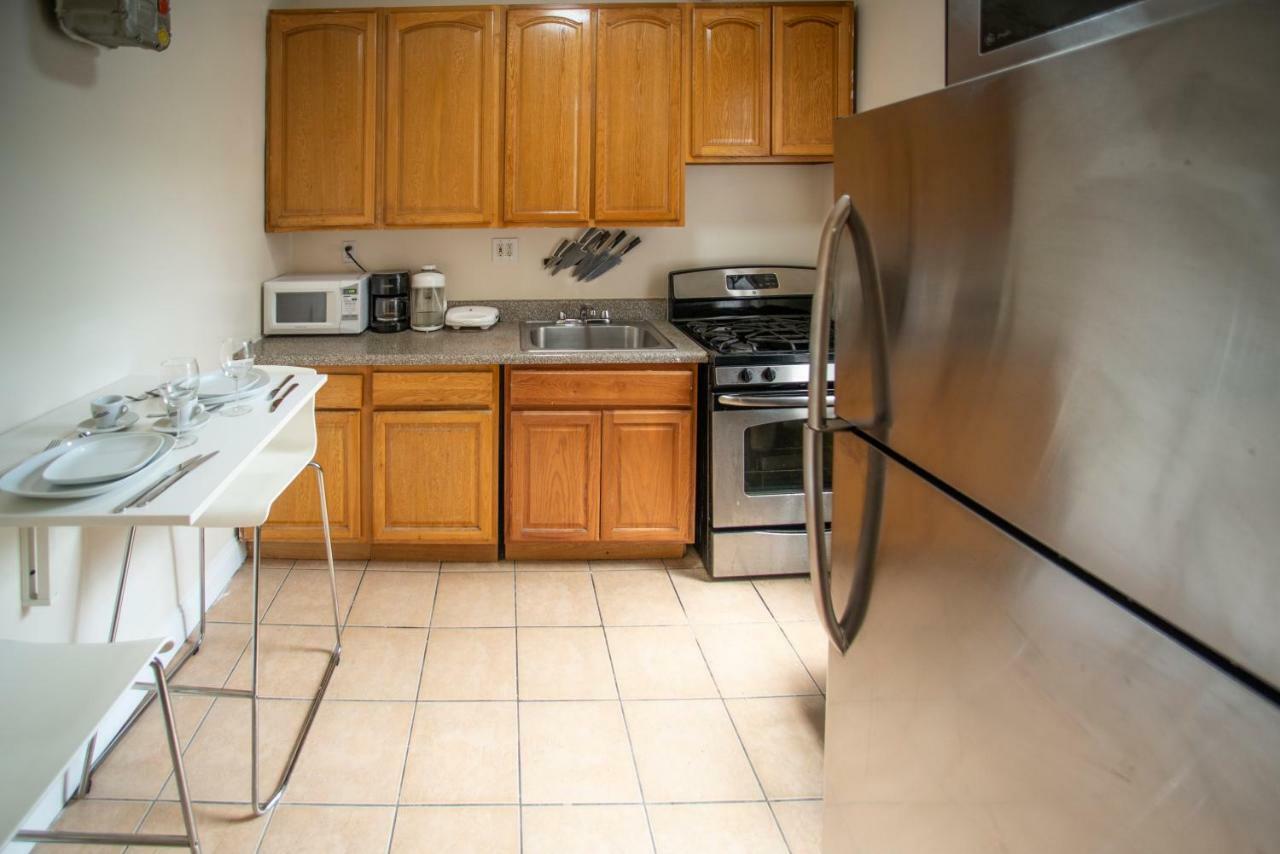 Private Room In A Shared Apartment 15 Minutes To Times Square! New York Esterno foto